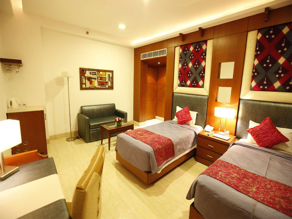 Hotel Star Rocks Yeni Delhi Oda fotoğraf