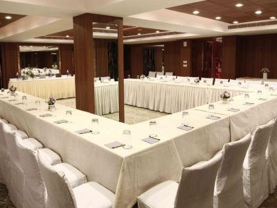 Hotel Star Rocks Yeni Delhi Dış mekan fotoğraf
